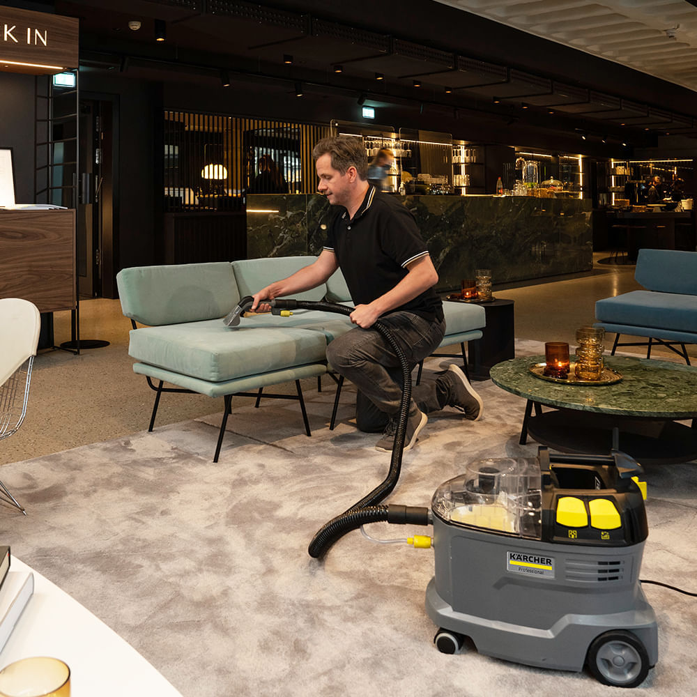 Limpiadora de Tapices Karcher Puzzi 8/1 C Professional