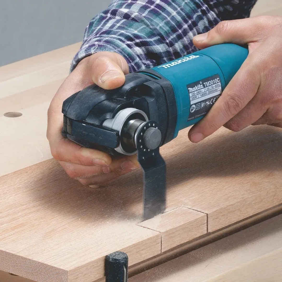 Multiherramienta 320W TM3010CX5 Makita 4