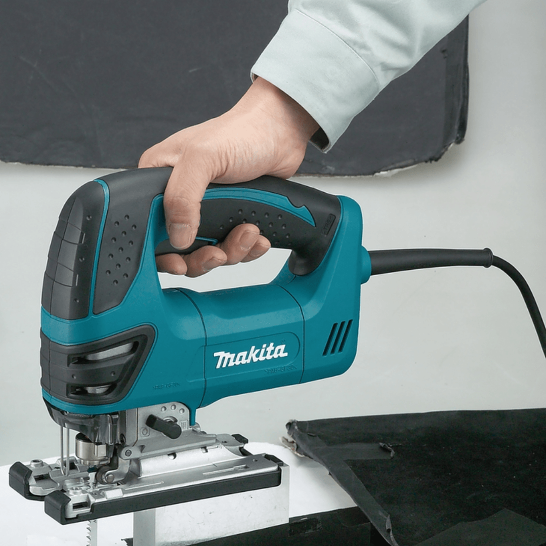 Sierra Caladora 720w 4350FCT 2800rpm Makita 3