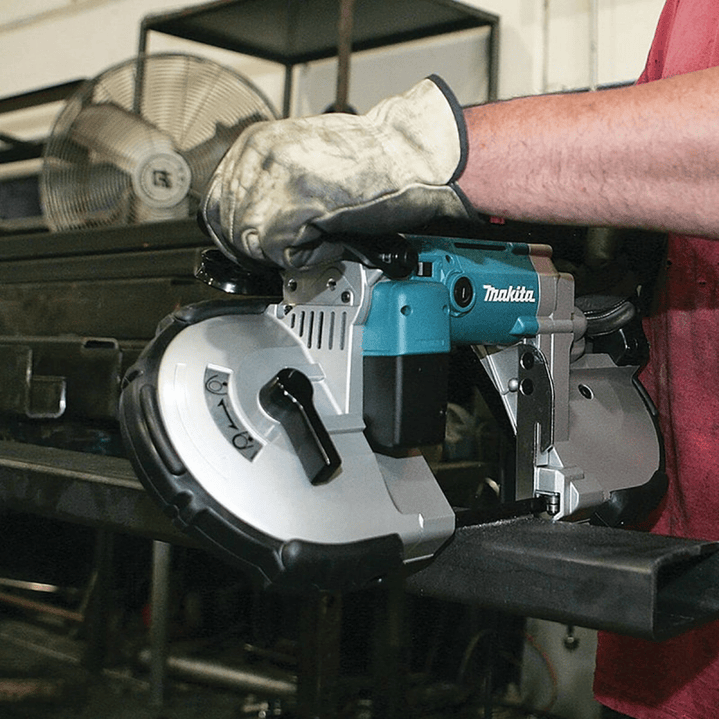 Sierra Banda 120 x 120 mm. 710 W. #2107FK Makita 5