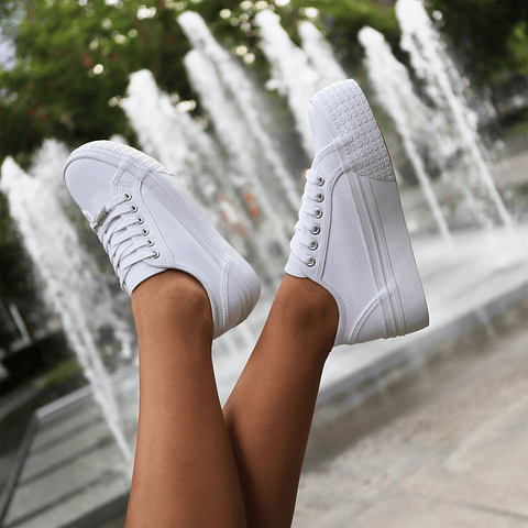 Zapatillas Blancas con Plataforma Moda Urbana