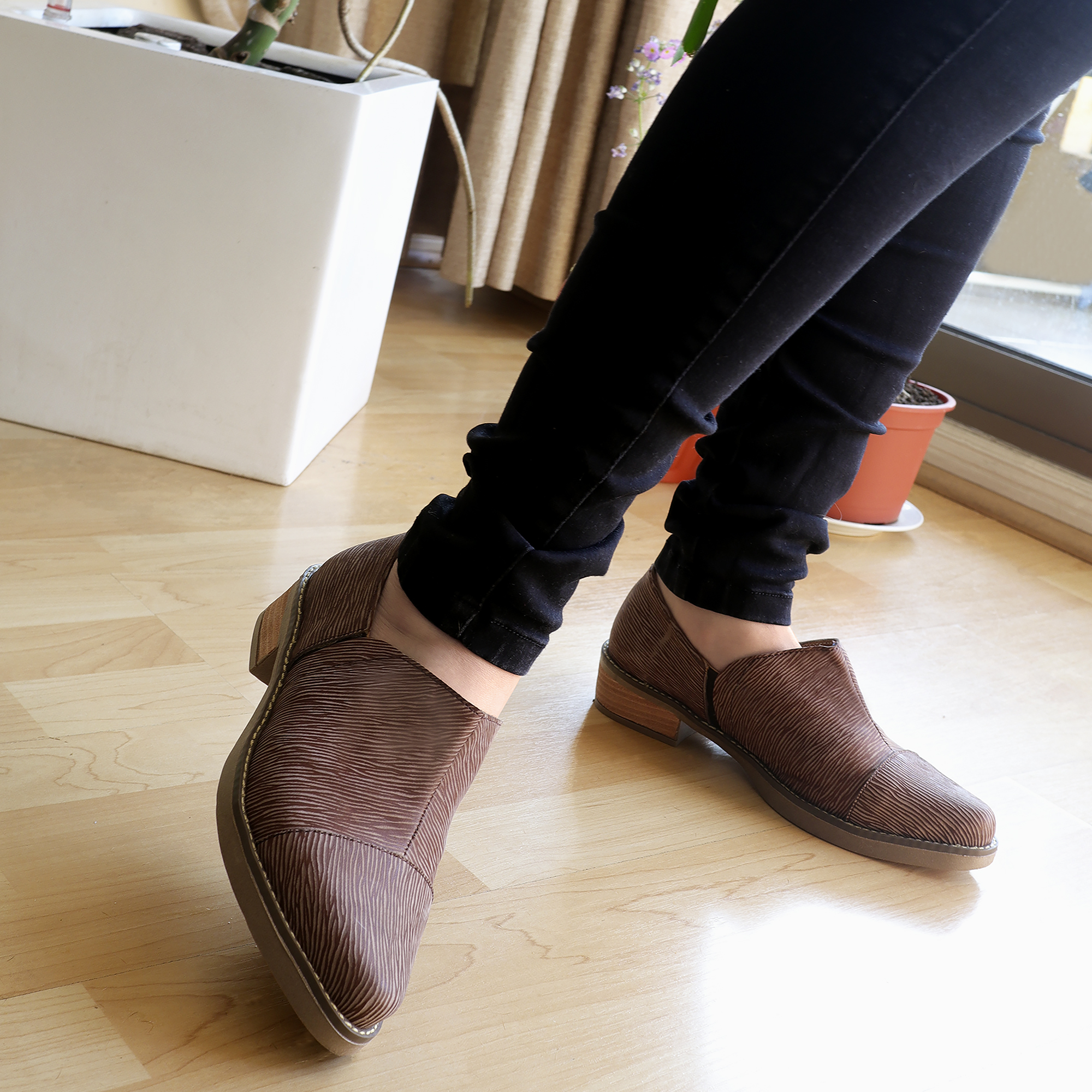 Zapato Cuero Mujer Alvize Café Oscuro