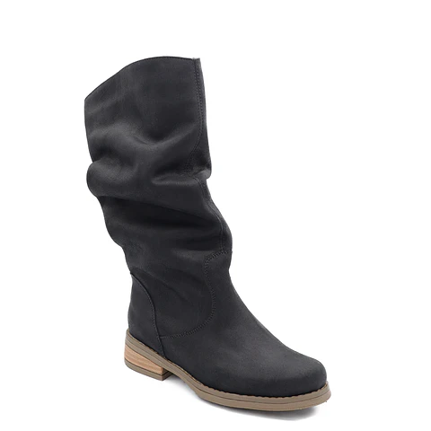 Bota Arrugada Negro Cuero