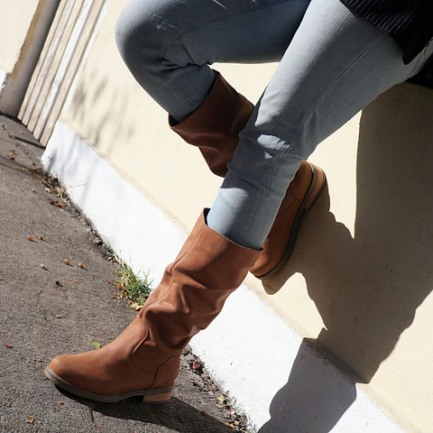 Bota Arrugada Camel Cuero