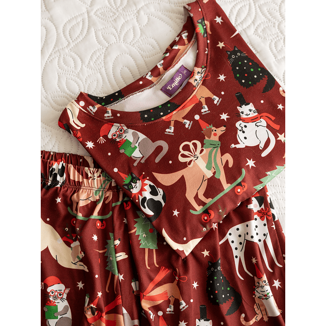 Mascotas navidad (peach) - manga corta y pantalón