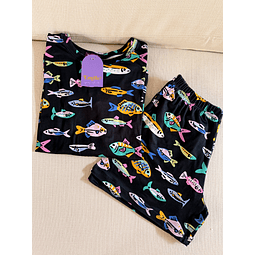 Peces sobre negro (peach) - manga corta y short
