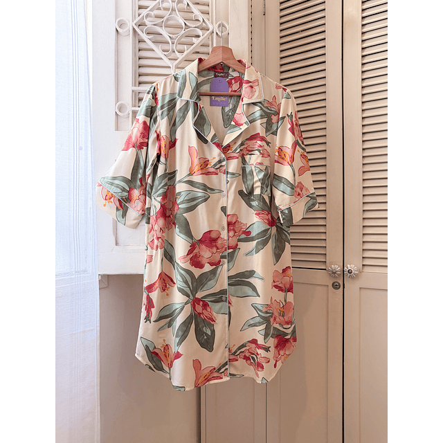 Flores rojas sobre crema - Vestido (rayón)