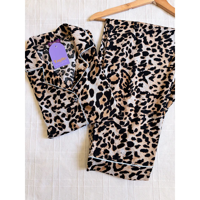 Leopardo 2 - manga corta y pantalón (rayón)