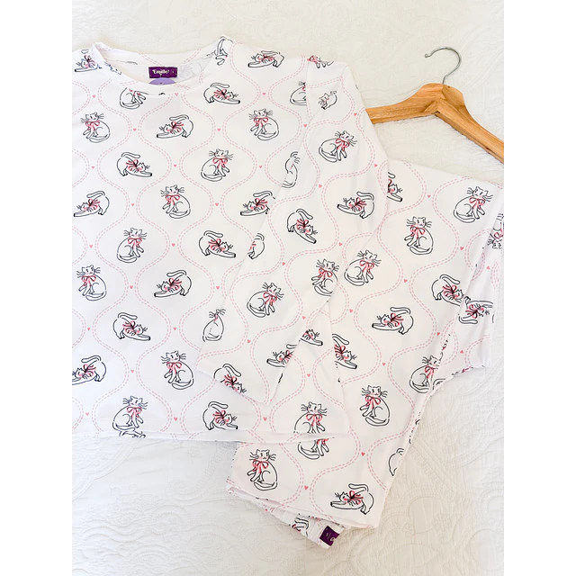 Gaticos coquette (peach) - manga larga y pantalón