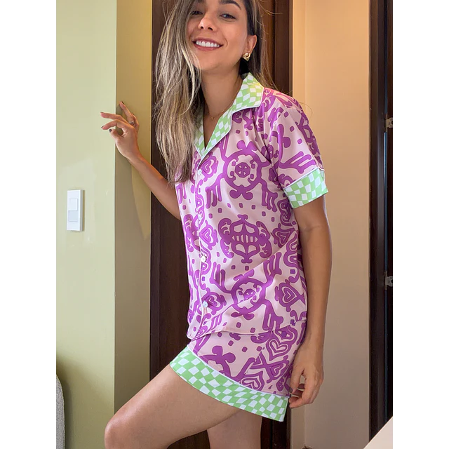 Arabescos magenta combinados - manga corta y short (seda)