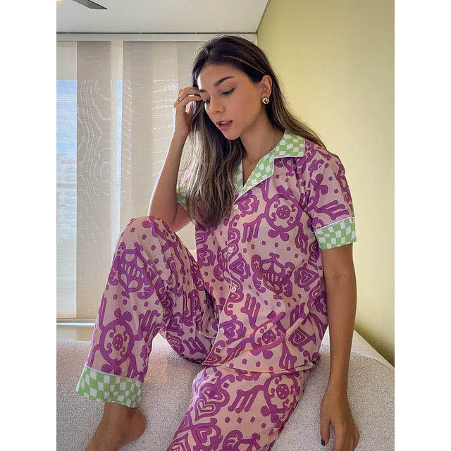 Arabescos magenta combinados - manga corta y pantalón (seda)