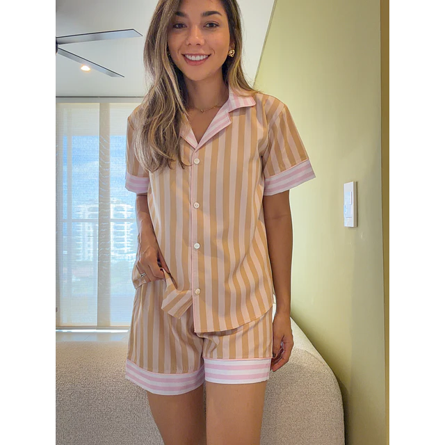 Rayas mantequilla combinadas - manga corta y short (seda)