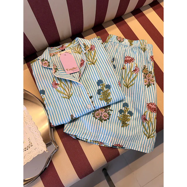 Florecitas rayas azules - manga corta y short (algodón)