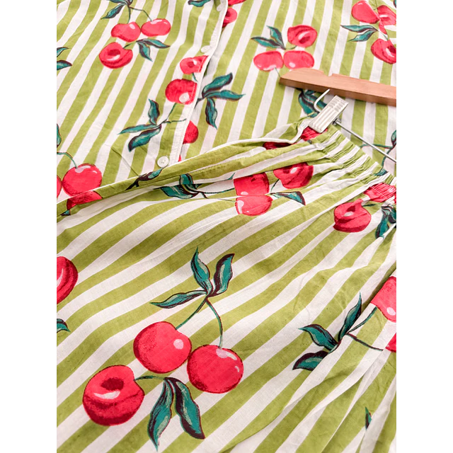 Cerezas - manga corta y short (algodón)