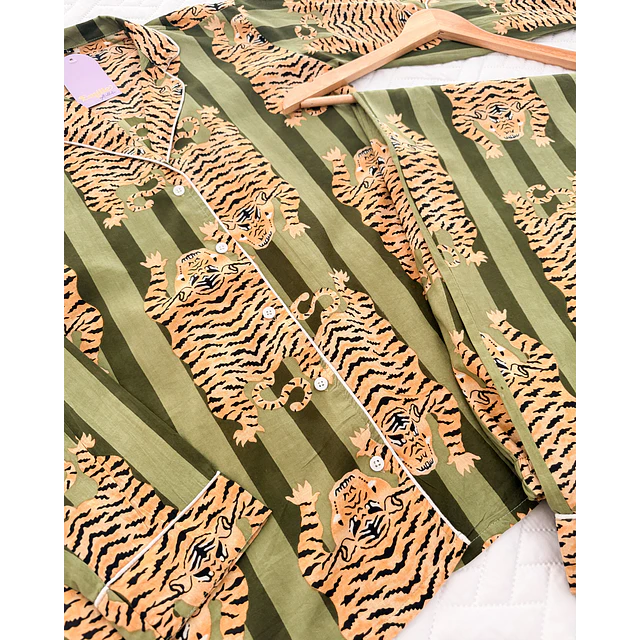 Green tiger - manga larga y pantalón (algodón)