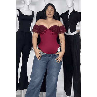 Body colombiano encaje color vino