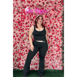 Conjunto deportivo líneas 