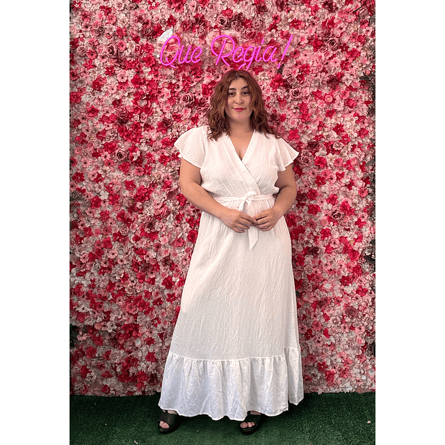 Vestido brillos y vuelos 