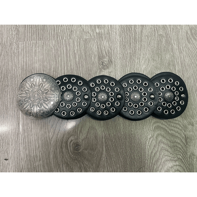 Cinturon vikingo círculos 