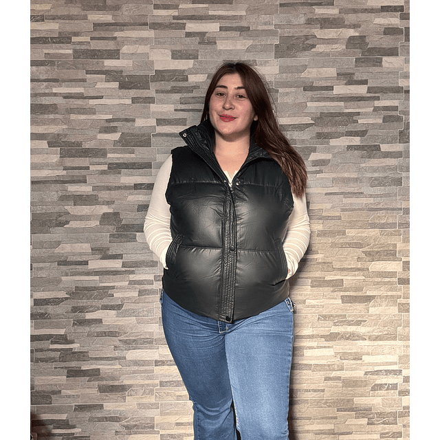 Chaqueta puffa sin mangas 