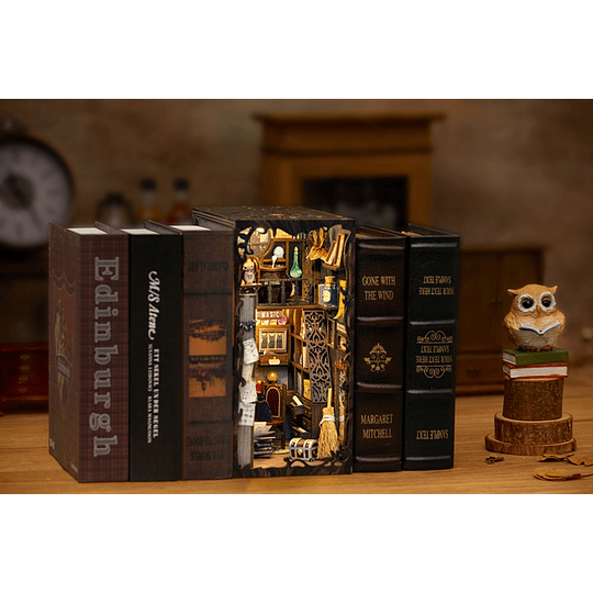  Book Nook Miniatura 3D  Magic Pharmacist