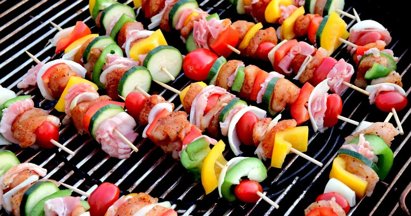 Palitos para Brochetas - 4.0 mm x 40 cm - 100 Unidades  10