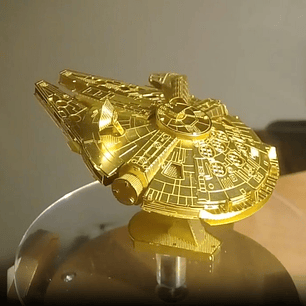 Puzzle Millennium Falcon Gold 3D
