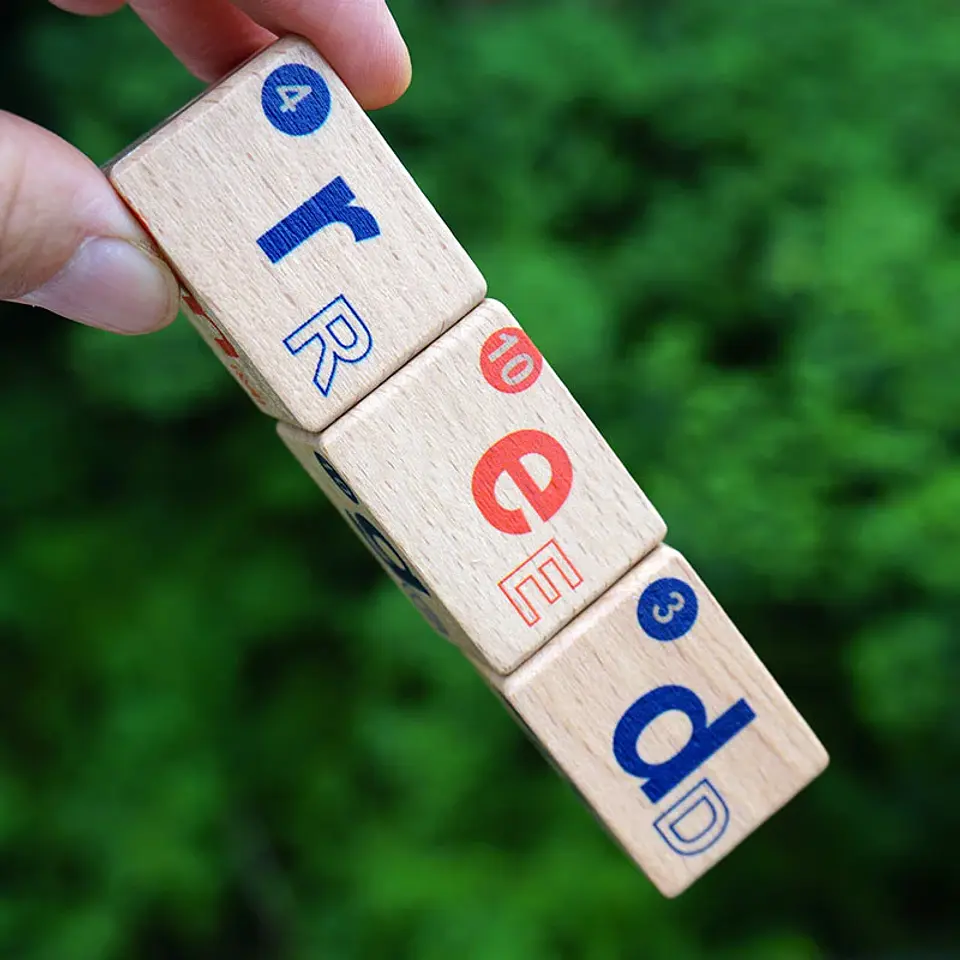 CUBOS MADERAS MAGNÉTICOS MONTESSORI APRENDIZAJE LETRAS ABC NIÑOS 3