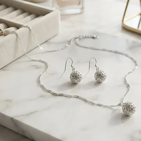 Conjunto Collar Y Aros Bola De Fuego Plateado Con Cristales