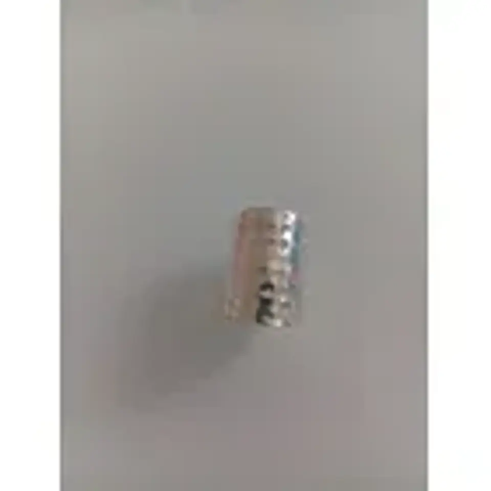 https://www.mercadolibre.cl/anillo-ancho-de-plata-martillado-diseno-faja/up/MLCU4952127394 3