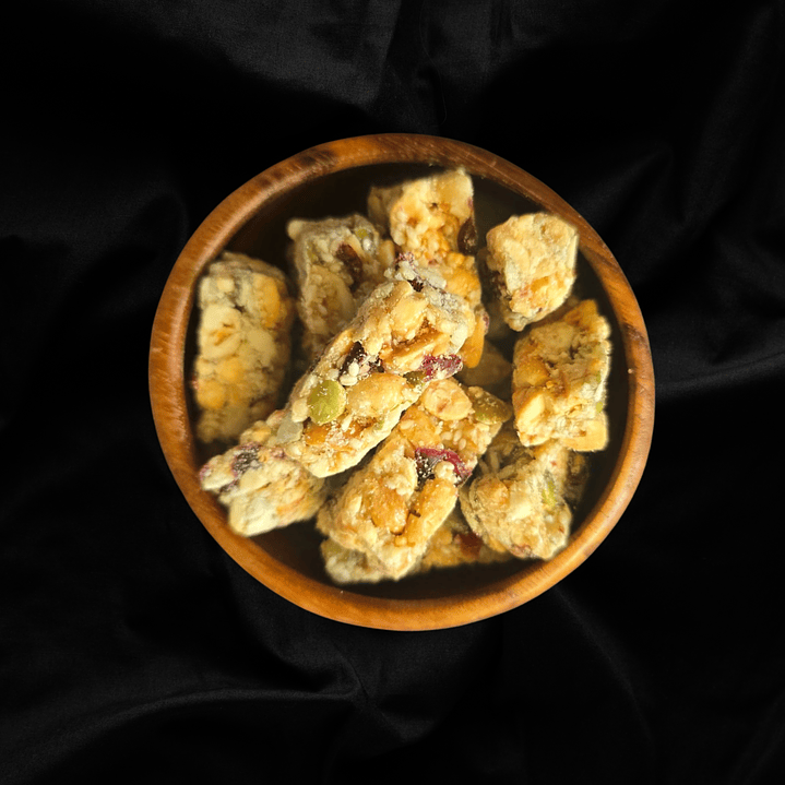 Turron de Mix, Maní, Semillas de Zapallo, Sesamo y Cranberry 250-50 gr. 1