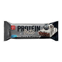 Protein Bite Black and White 