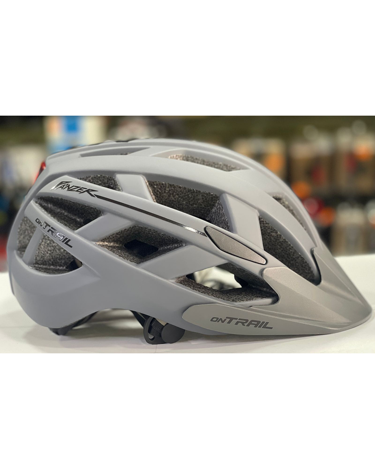 Casco Ontrail Panzer