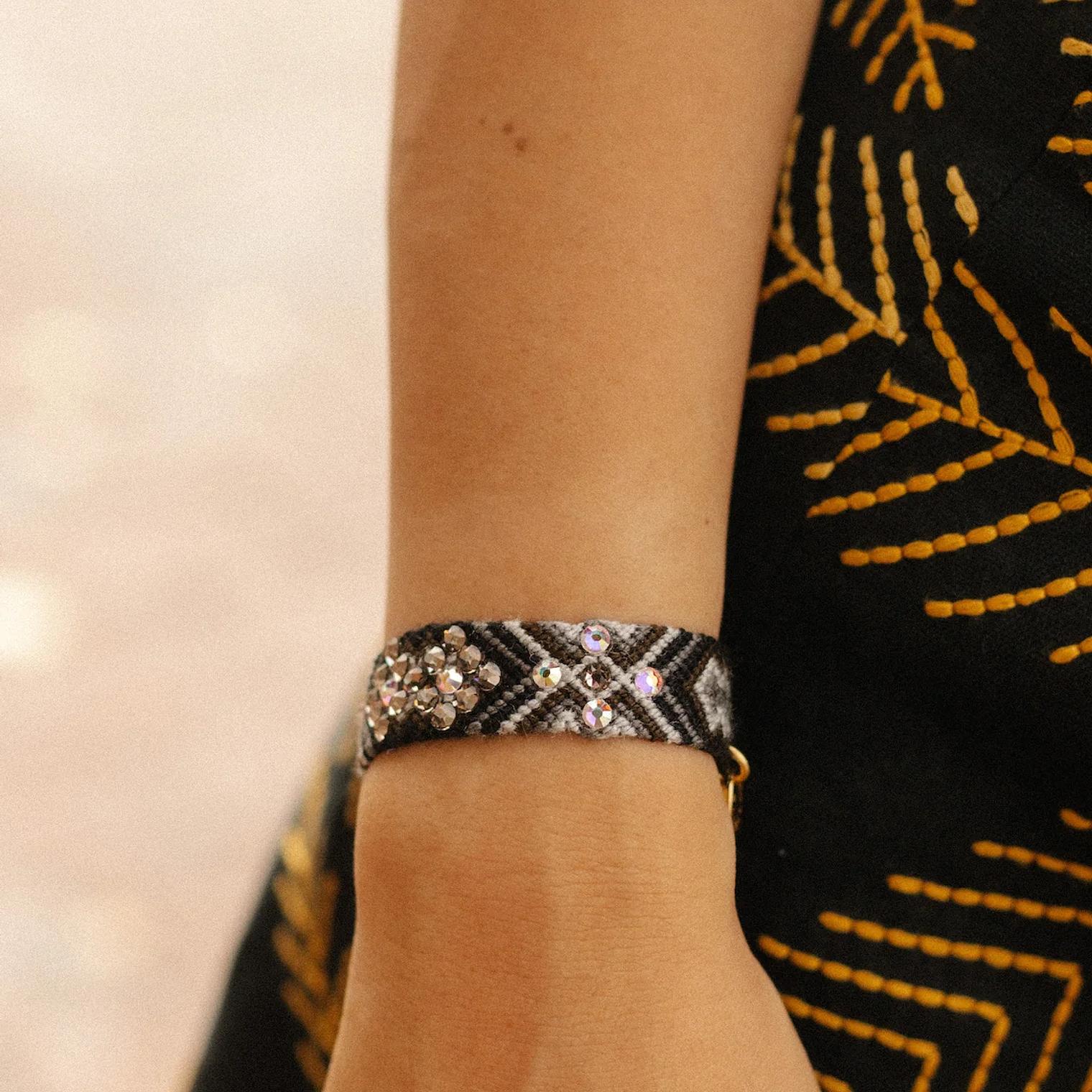 Give Back Bracelet - Greige 3