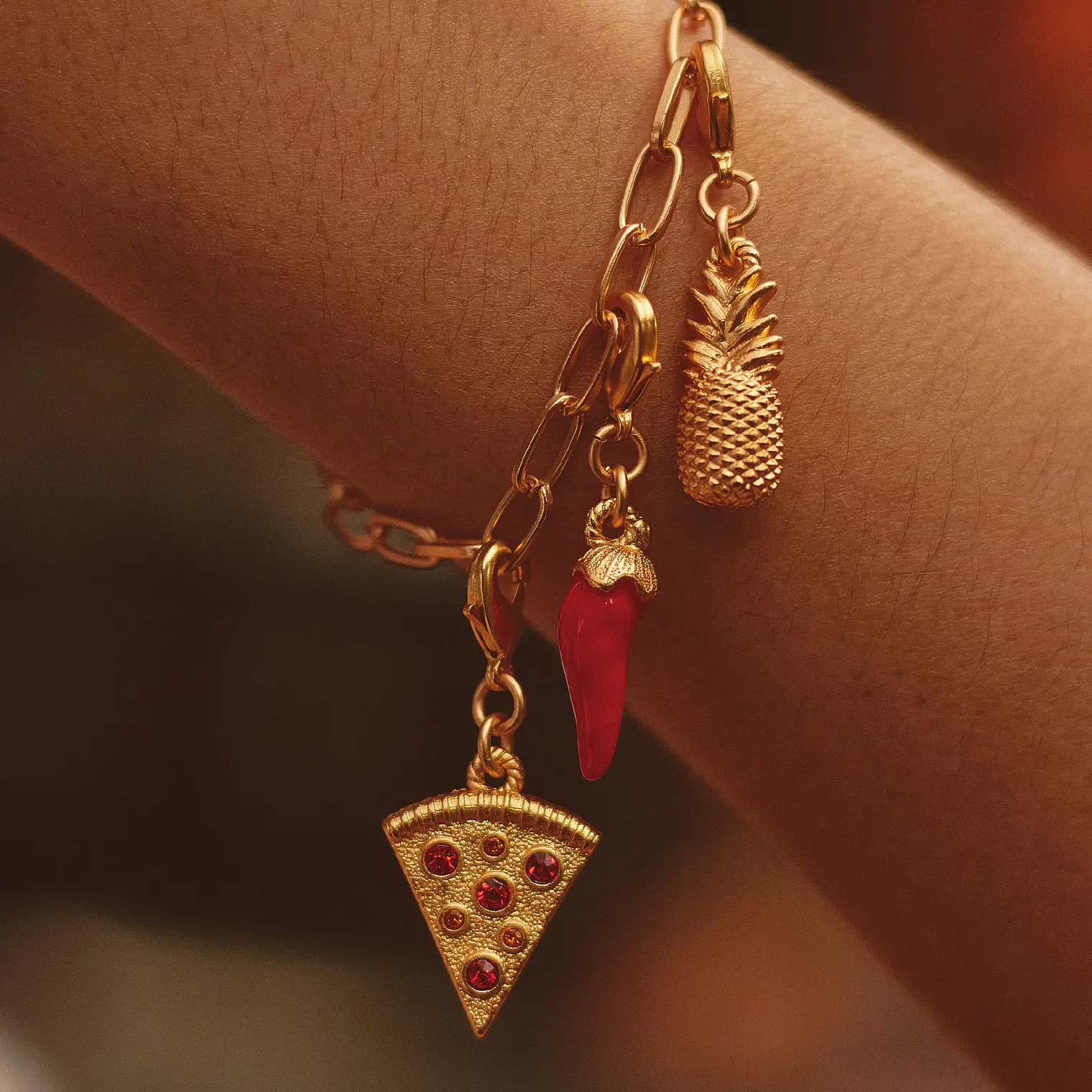 Mini Charms Ají Oro 4