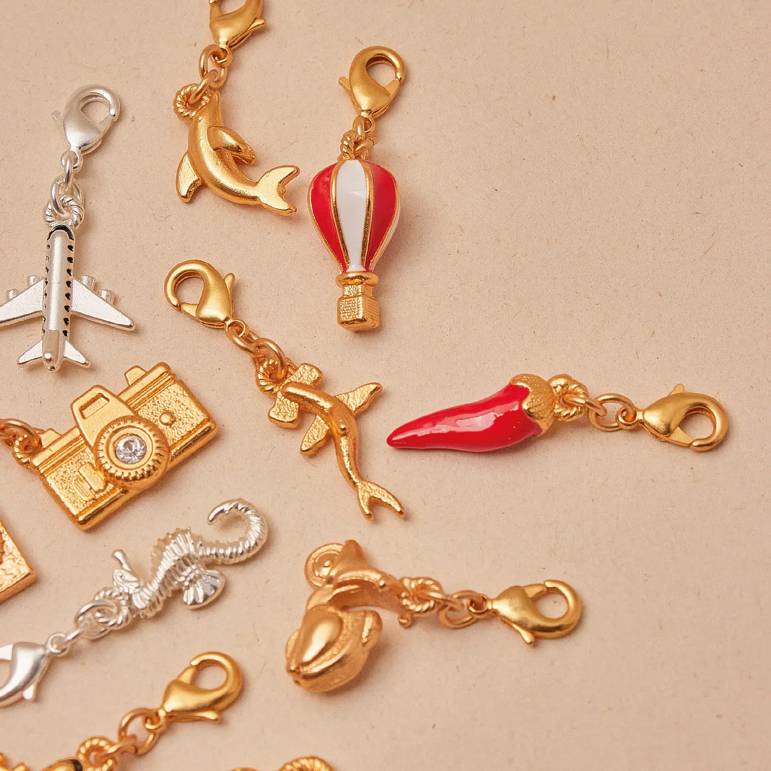 Mini Charms Ají Oro 5