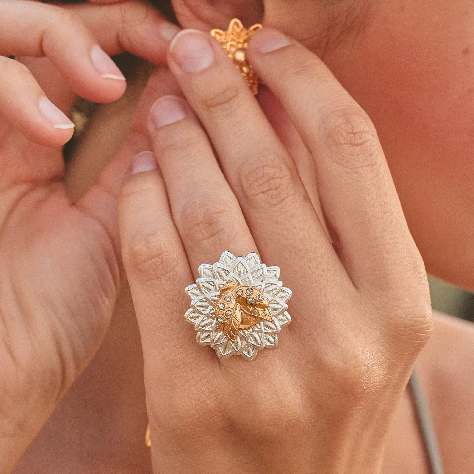 Anillo Crisantemo 1