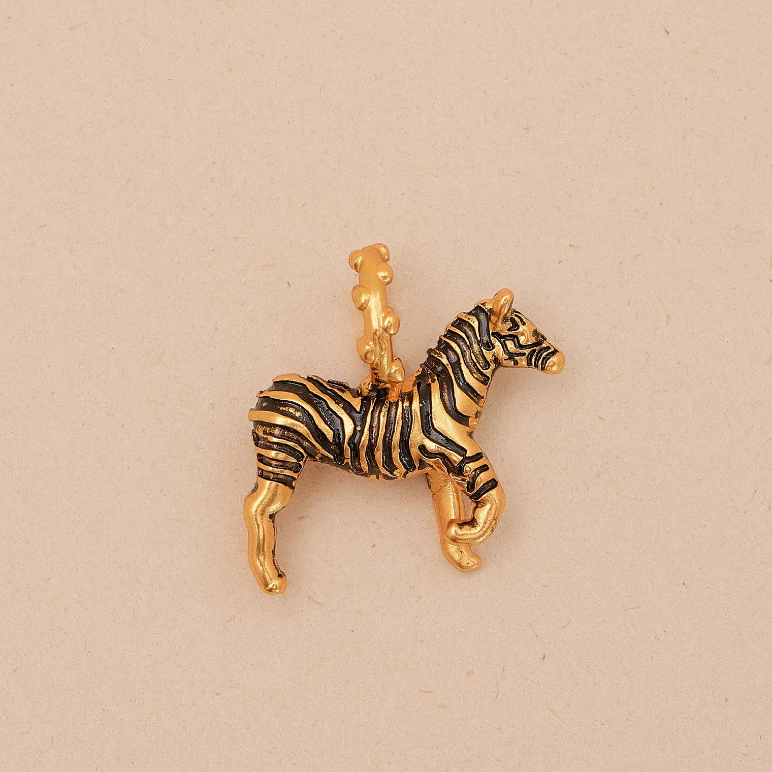 Maxi Charm Zebra 3
