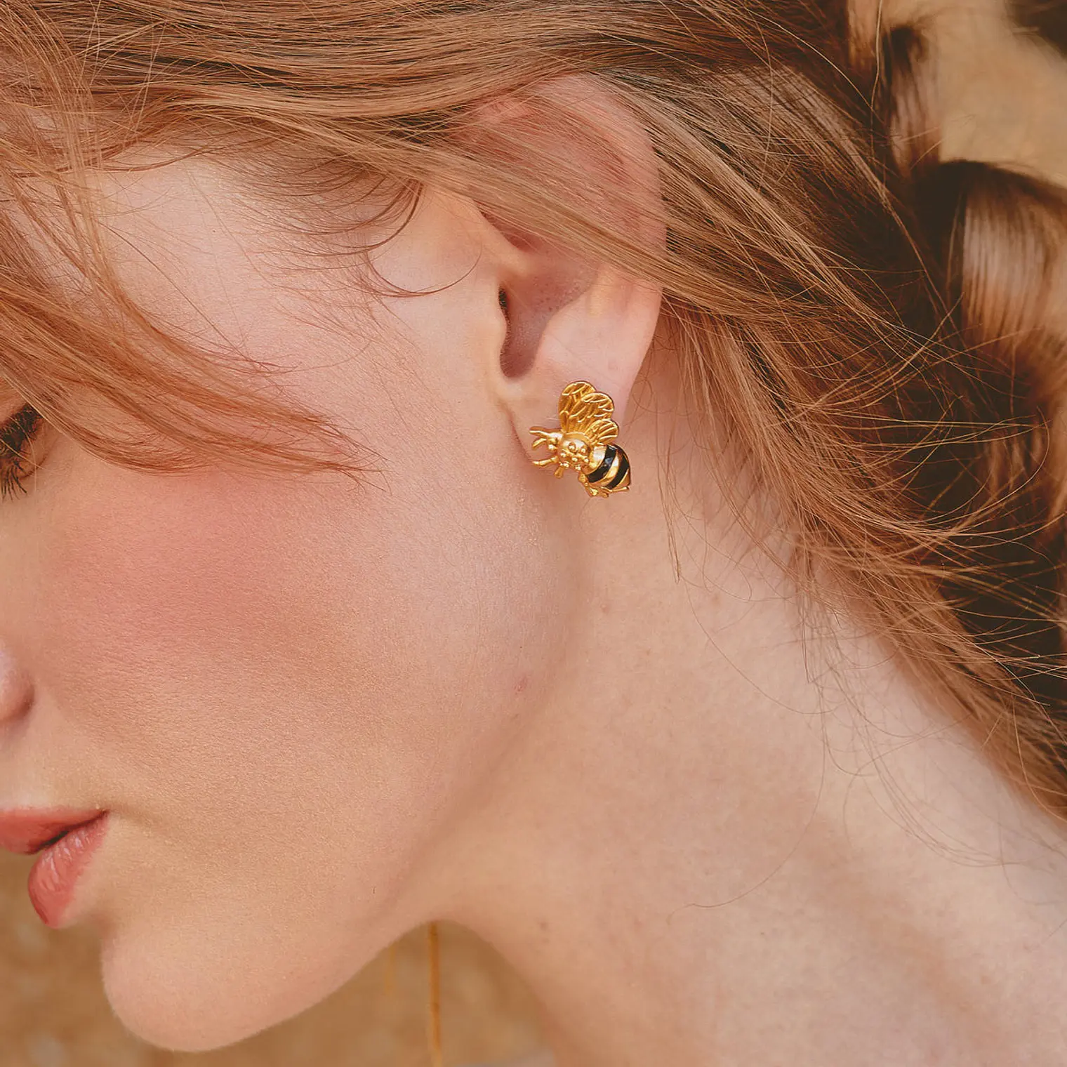 Aretes Queen Bee 6