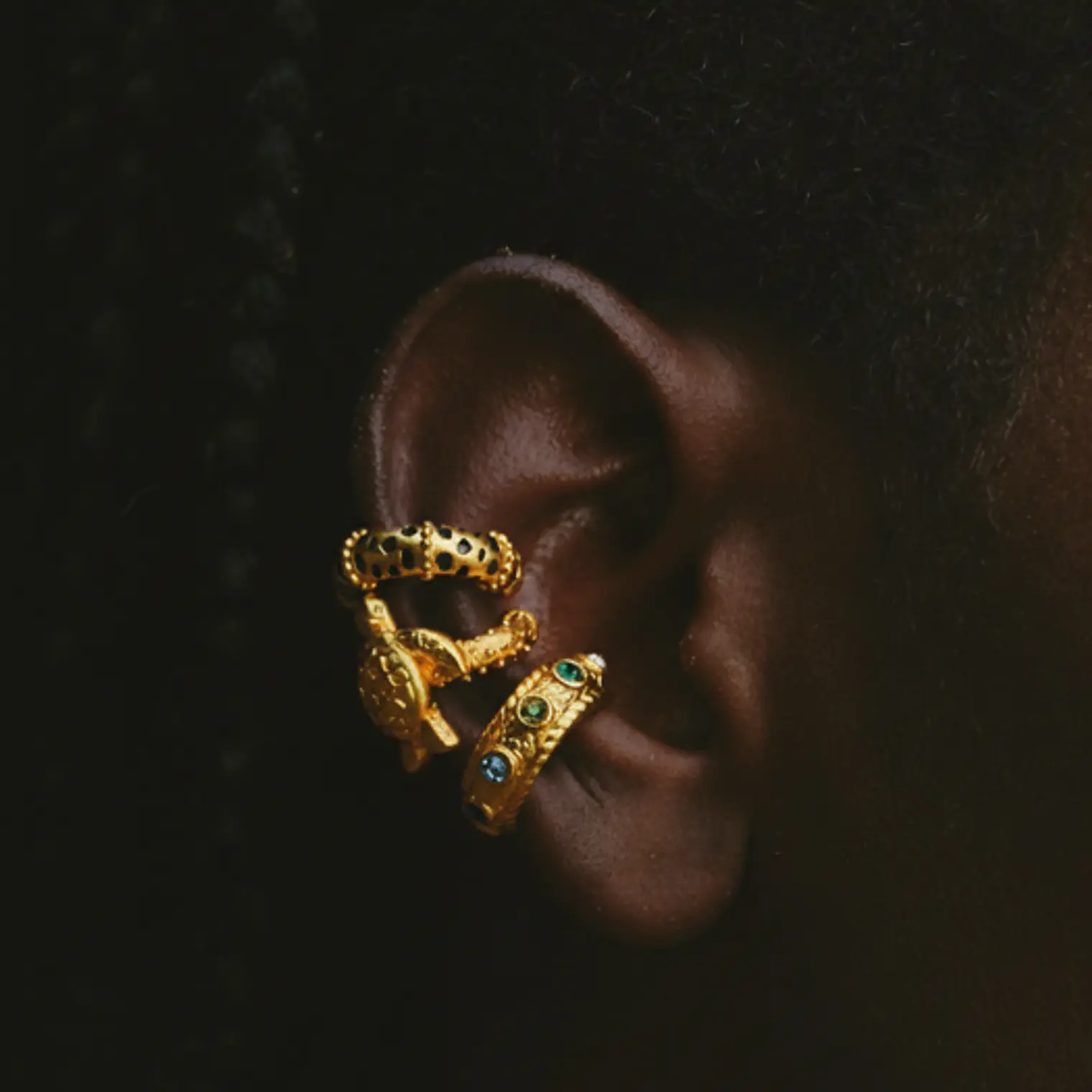 Set de 3 Earcuffs Arena Dorada 1