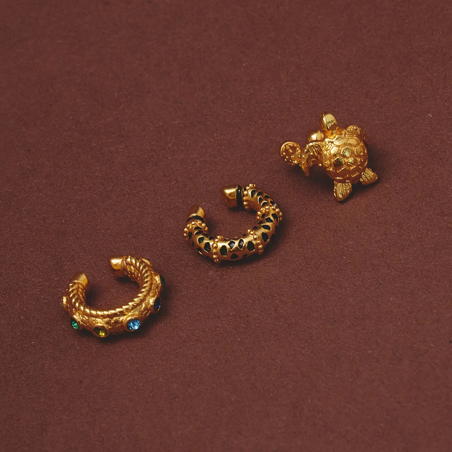 Set de 3 Earcuffs Arena Dorada 4
