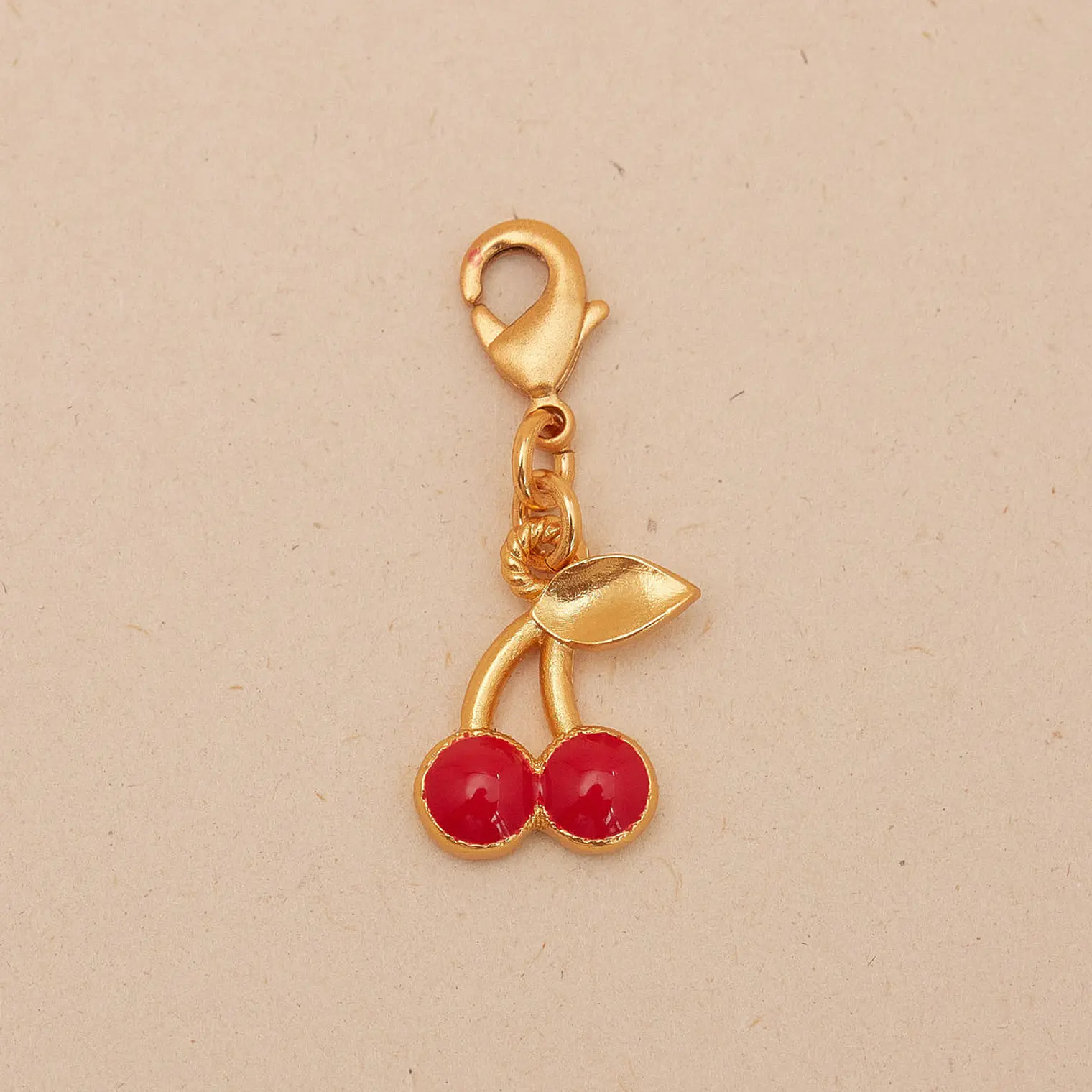 Mini Charm Cherry 1