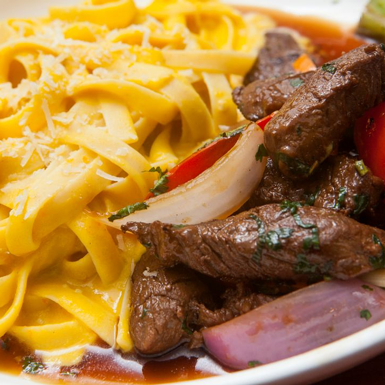 Fettuccine Al Pesto C/ Bistec- COPIAR 1