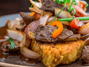 Tacu-Tacu C/ Lomo Saltado