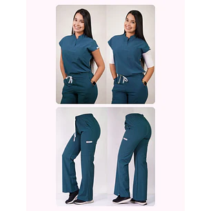Dúo Clínico Delantal Amapola + Pantalón Roma Verde Petróleo — libreta de bolsillo para estudiantes de enfermería | Enfermera Rosada