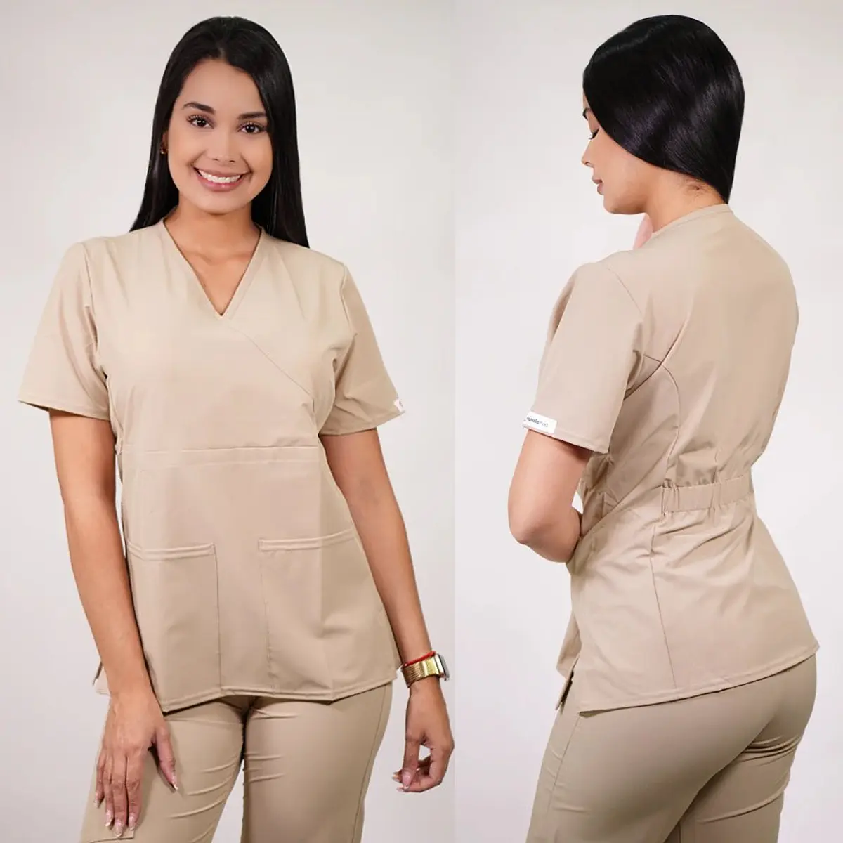 Dúo Clínico Delantal Cuello V + Pantalón Flexxy Beige — libreta de bolsillo para estudiantes de enfermería | Enfermera Rosada (2)