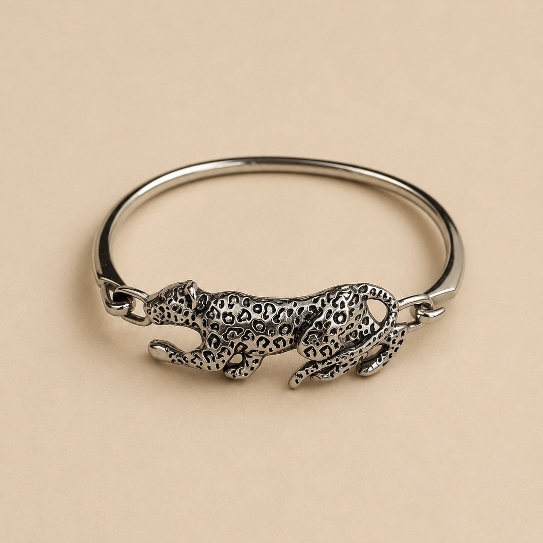 ESCLAVA LEOPARDO