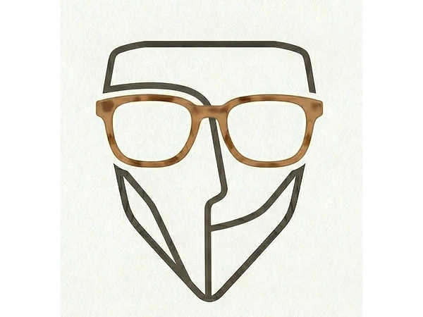 Rostro Triangular V: Proporciones Elevadas