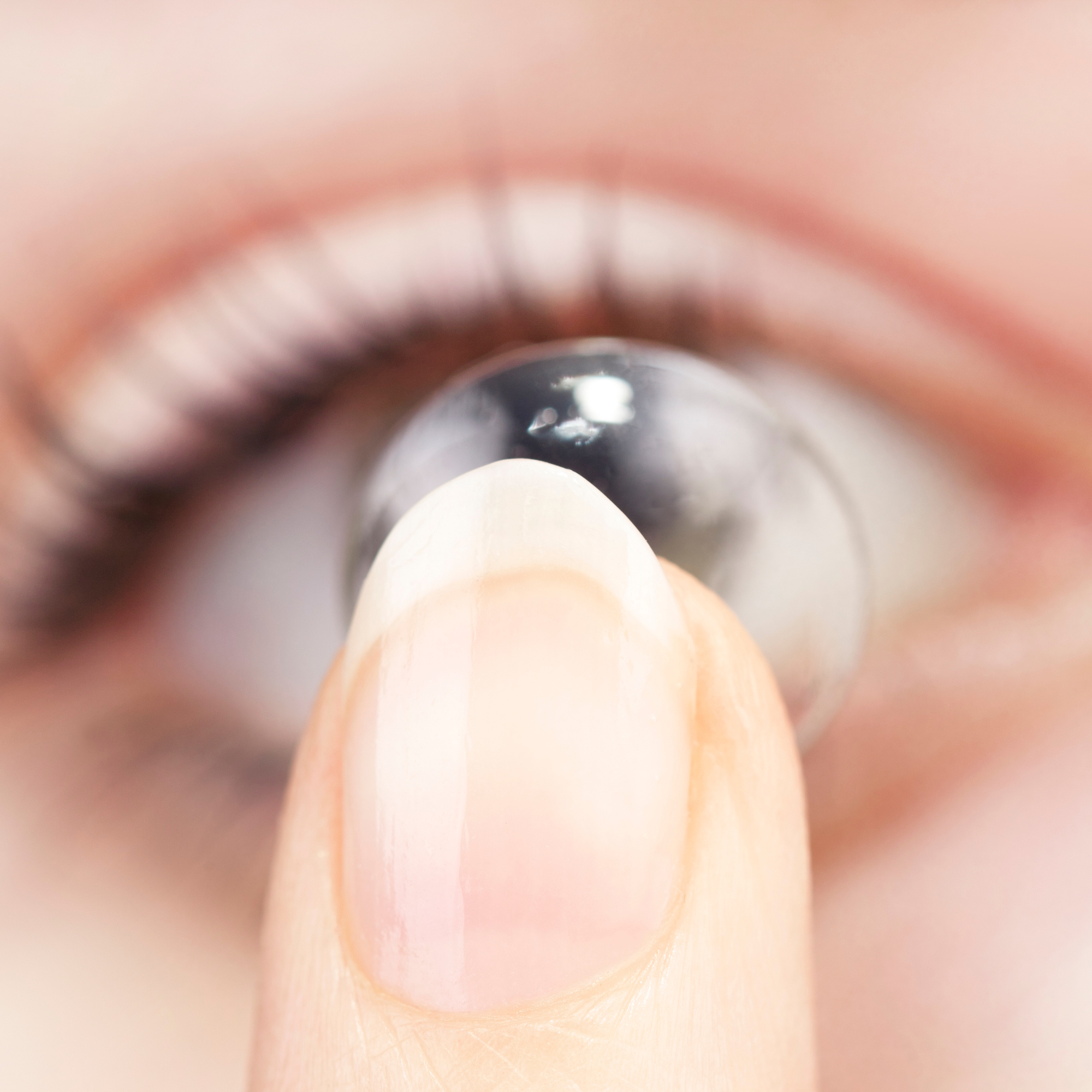 ¿Que se siente usar un lente de contacto blando por primera vez?