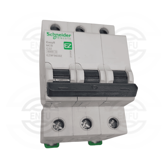 Interruptor automático trifásico 3P 32A C 6000A Easy 9 MCB 